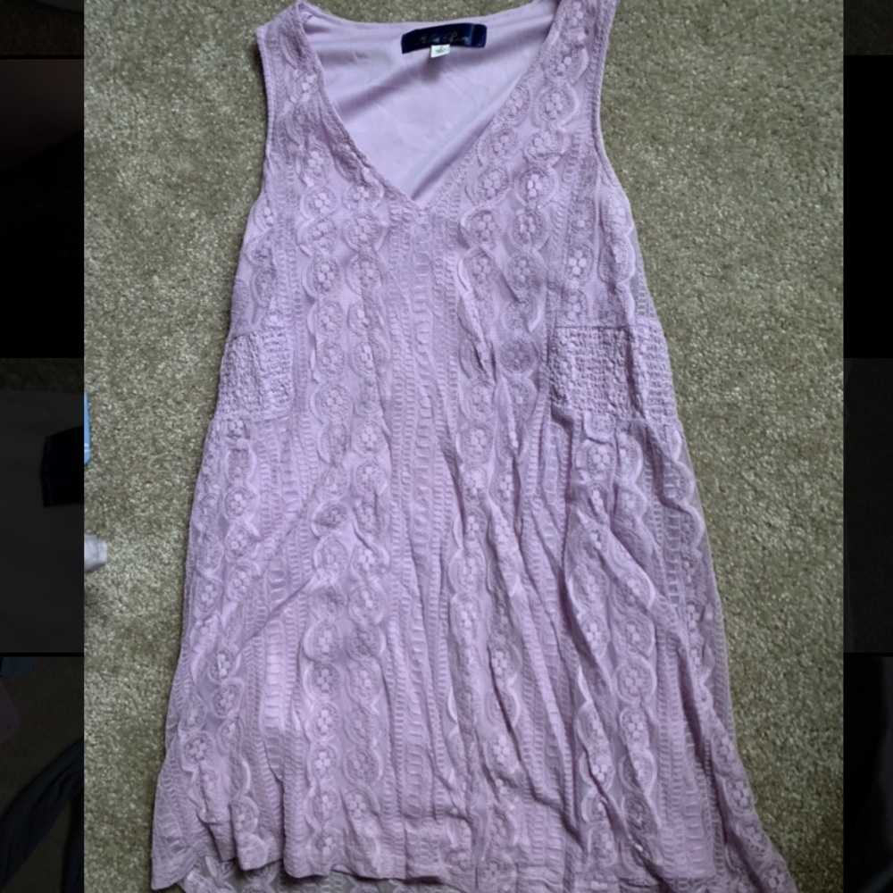 Blue Rain Boutique Short Lace Dress. Woman’s Size S.